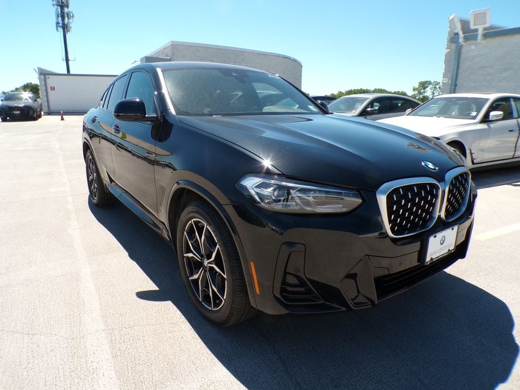 2023 BMW X4